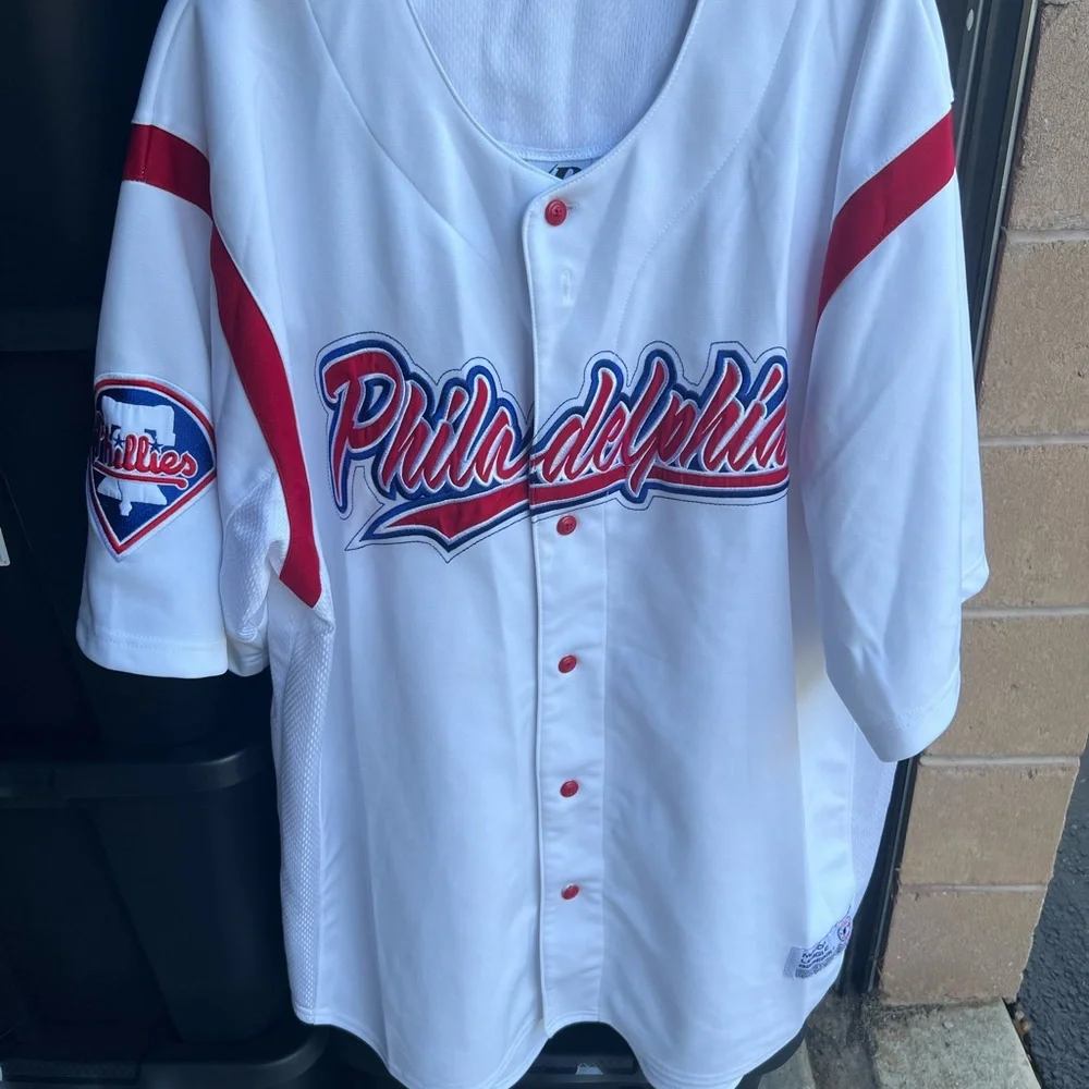 Philadelphia Phillies White and Red Jersey - Picture 1 of 9